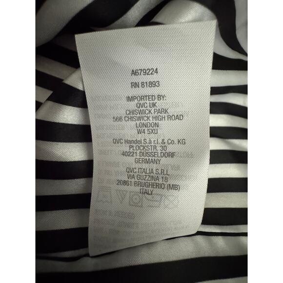 Dennis Basso Regular Water Resistant Trench Coat with Hood Black XL Petite NWOT - Picture 12 of 14